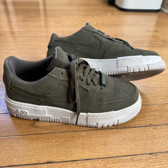 Nike Wmns Air Force 1 Pixel 'Cargo Khaki - Picture 6 of 10